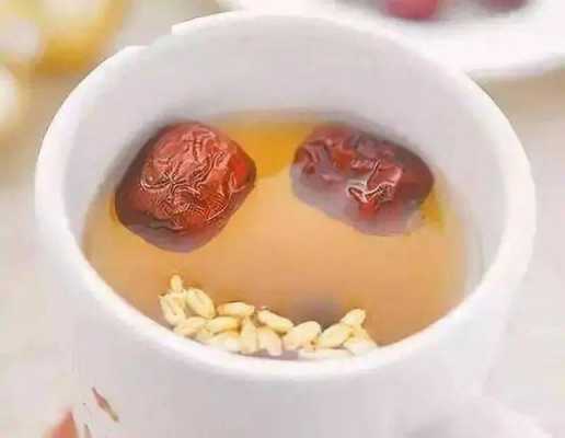 生姜小麥湯（生姜紅棗煮浮小麥的功效）